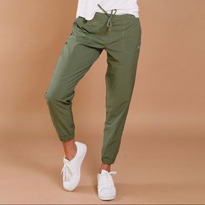 Albion Fit Sage Jetsetters